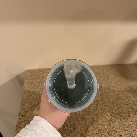 Kendra Scott Cup Tumbler - Picture 5 of 5